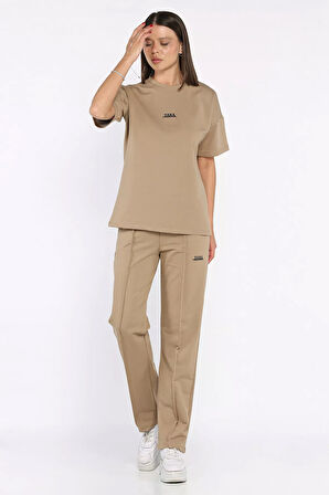 Kadın Çima Detaylı Nakışlı Pantolon Tişört İkili Takım