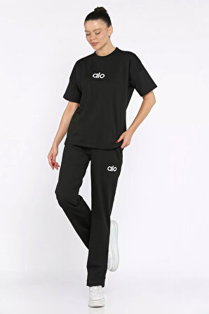 Bisiklet Yaka Nakışlı Kadın Tişört Pantolon İkili Takım