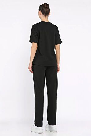 Bisiklet Yaka Nakışlı Kadın Tişört Pantolon İkili Takım