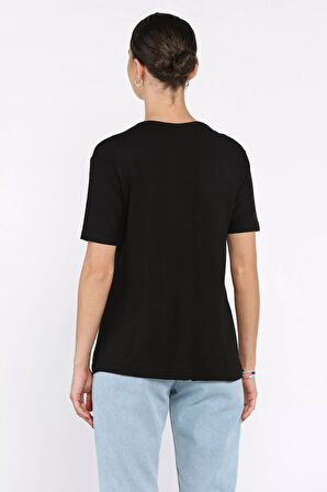 Kadın Bisiklet Yaka Taş İşlemeli Likralı Tişört