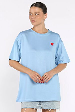 Kadın Bisiklet Yaka Kalp Nakışlı Salaş Tişört