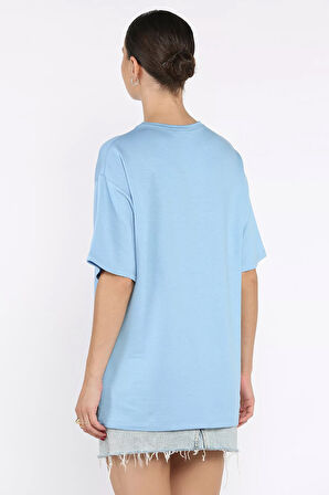 Kadın Bisiklet Yaka Kalp Nakışlı Salaş Tişört