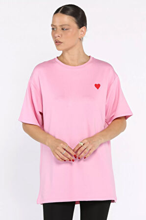 Kadın Bisiklet Yaka Kalp Nakışlı Salaş Tişört