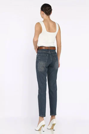 Kadın Kemer Detaylı Mom Jean Kot Pantolon