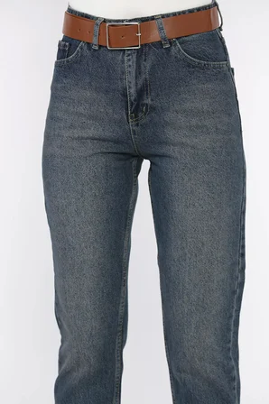 Kadın Kemer Detaylı Mom Jean Kot Pantolon