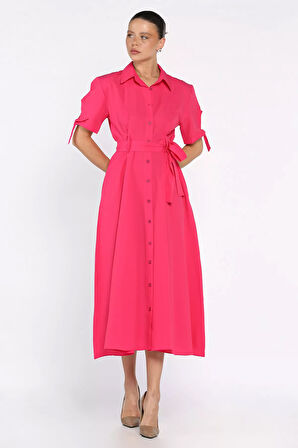 Düğmeli Ve Pileli Kısa Kol Uzun Elbise