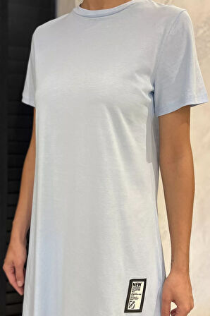 Kadın Bisiklet Yaka Arma Detaylı T-shirt Elbise