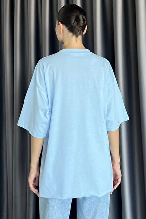 Kadın Bisiklet Yaka Yan Yırtmaç Detaylı Salaş T-shirt