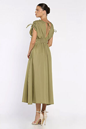 Papatya Aplikeli Kruvaze Elbise