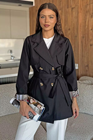 Kadın Ön Düğmeli Bel Kuşaklı Trençkot