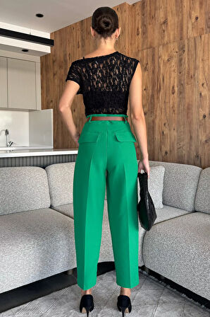 Kadın Kemer Aksesuarlı Yüksek Bel Havuç Pantolon