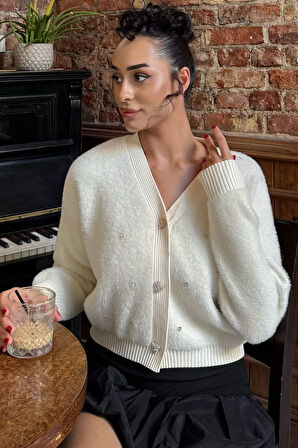 Kadın Taşlı Yumoş Triko Ceket (s-m-l-xl Beden Uyumludur.)