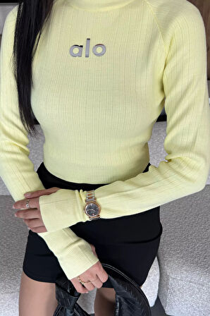 Ön Baskılı Crop Top Triko Bluz (s,m,l Uyumludur)