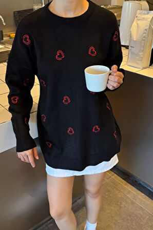 Kalp Nakışlı Kadın Triko Kazak