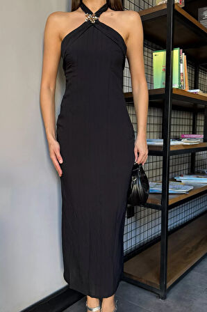 Kadın Boyun Bağlamalı Gold Aksesuar Detaylı Elbise