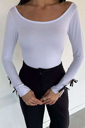 Kadın Kol Ucu Fiyonk Detaylı Likralı Bluz