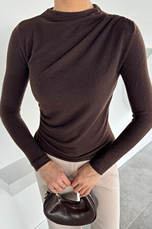 Kadın Omuz Ve Yan Büzgülü Bluz