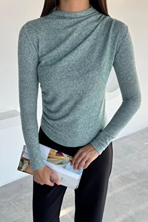 Kadın Omuz Ve Yan Büzgülü Bluz