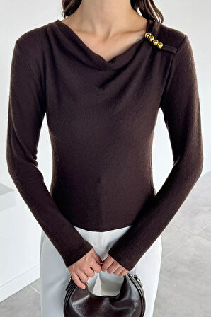 Kadın Omuz Aksesuarlı Bluz