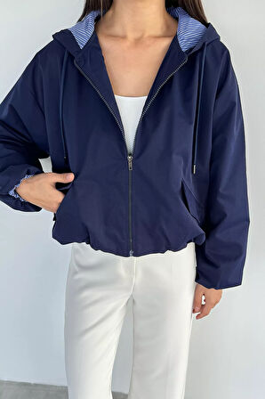 Kadın Kapüşonlu Bel Lastikli Çift Cepli Mevsimlik Mont