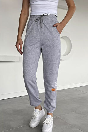 Kadın Bel Ve Paça Lastikli Amblem Detaylı Eşofman Altı