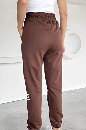 Kadın Bel Ve Paça Lastikli Amblem Detaylı Eşofman Altı