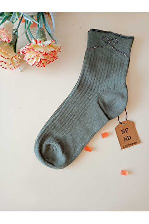 2 ÇİFT PAMUKLU BURUN DİKİŞSİZ GÜLTAŞLI KOKULU LİKRALI KISAKONÇ ÇORAP YEŞİL SİYAH KADIN ÇORABI 36-40