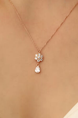 925 Ayar Gümüş Beyaz Taşlı Çiçek Kolye