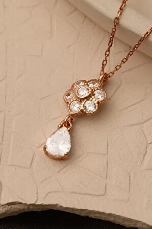 925 Ayar Gümüş Beyaz Taşlı Çiçek Kolye