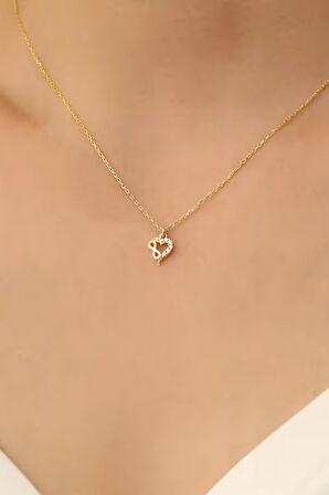 925 Ayar Gümüş Sonsuzluk Detaylı Minimal Kalp Kolye