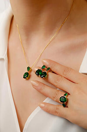 925 Ayar Gümüş Yeşil Taş Detaylı Takı Seti