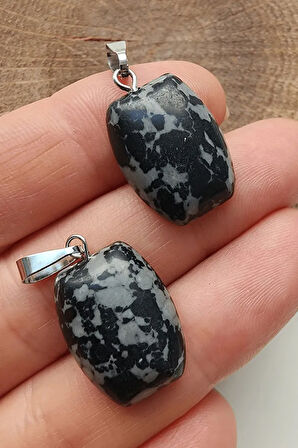 Sertifikalı Oval Model Karlı Obsidyen Taşı Kolye