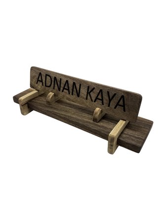 Kişiye Özel Doğal Ahşap Masa Üstü Ünvan İsimlik(CEVİZ)(KİŞİYE ÖZEL)