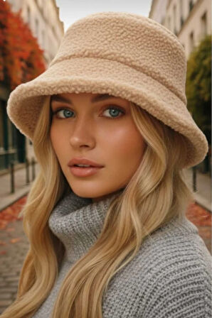 Tezzgelsin Kadın Kışlık Yumuşak Tüylü Teddy Peluş Buklet Kova Şapka