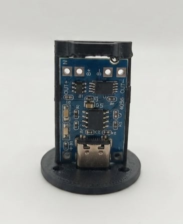 TP4056 Type-C Pil Şarj Modülü - Yuvarlak Tabanlı Dik 3D Baskı Panel Montaj Kasa