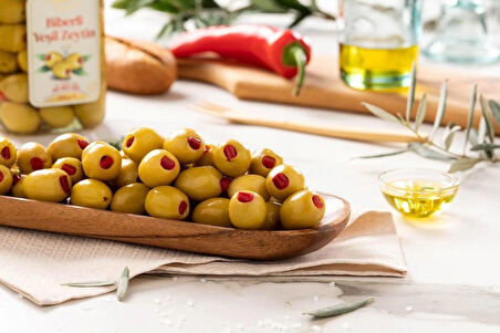 Biber Dolgulu Yeşil Zeytin 141-160 Cam Kavanoz 900 Gr