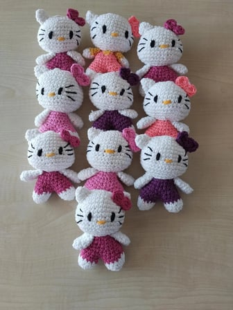 Hello kitty anahtarlik