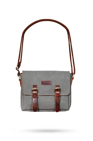 Design 01 Kanvas - Deri Unisex Postacı Çanta