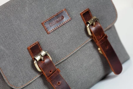 Design 01 Kanvas - Deri Unisex Postacı Çanta
