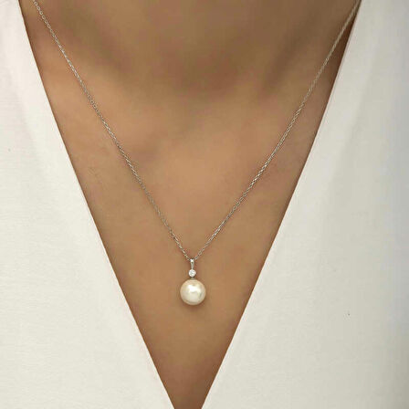 Gümüş Yuvarlak İnci Kadın Kolye