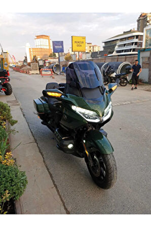 Honda Goldwing Bagger Siperlik Ön Cam 2018 2023 Model 38cm Siyah Renkli 4mm ORTA BOYLU CAM