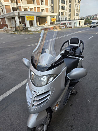 MOTOCAM Kymco Grand Dink Siperlik Ön Cam 2002-2008 Model 47cm Şeffaf Renkli 4mm