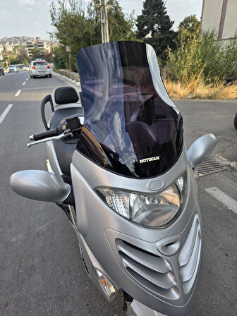 MOTOCAM Kymco Grand Dink Siperlik Ön Cam 2002-2008 Model 47cm Siyah Renkli 4mm