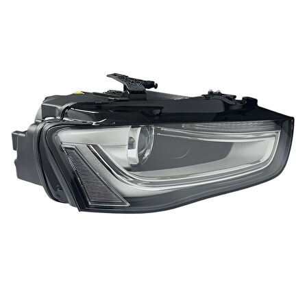 Audi A4 Sağ Far 2012-2015  (Zenon /Beyinler Üstünde) ,8K0945044