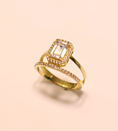 Altın Baget Taşlı Yüzük