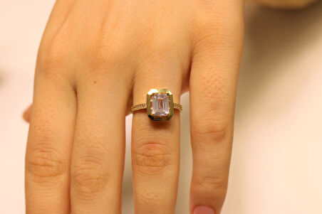 Altın Baget Taşlı Yüzük