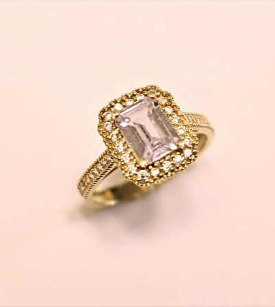 Altın Baget Taşlı Yüzük