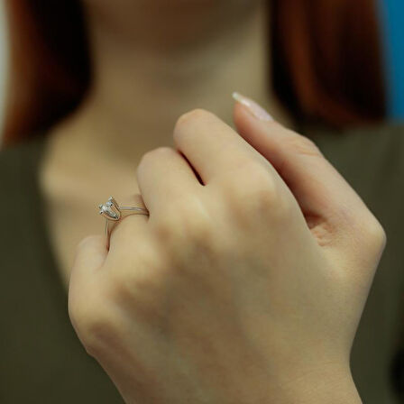 Pırlanta Tek Taş Yüzük