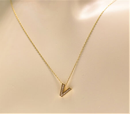 Taşlı 3 Boyutlu V Harfi ve Zinciri