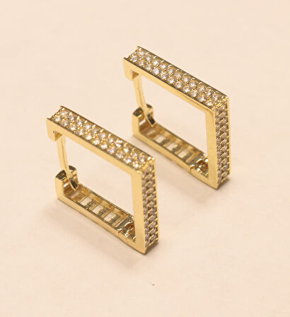 Altın Dikdörtgen Taşlı Küpe